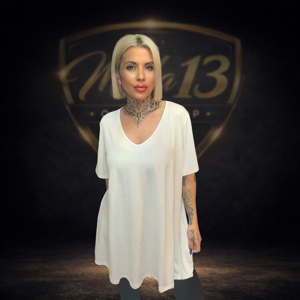 Camiseta Básica Cuello Pico Blanca
