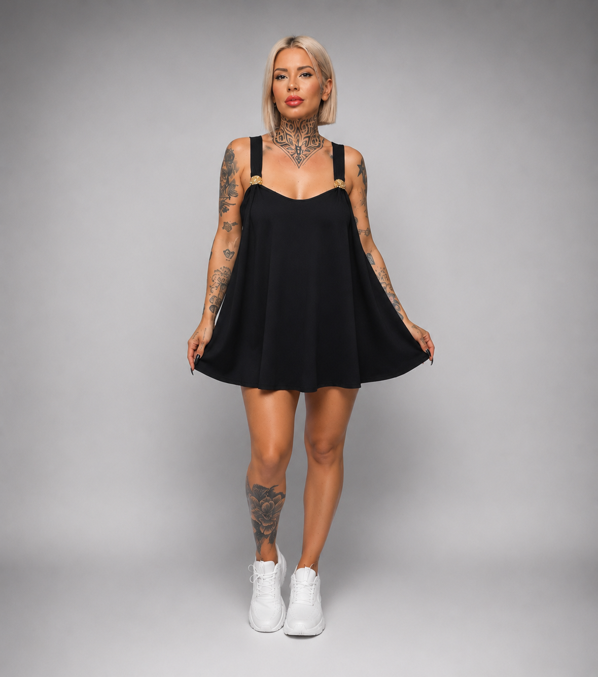 Blusa Fluida de Tirantes con Detalle Dorado