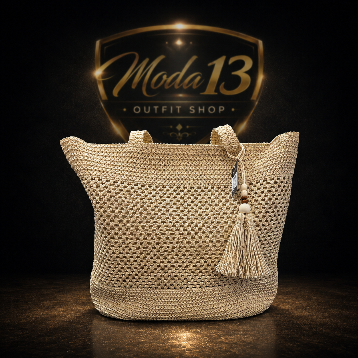 Bolso de Rafia Beige con Borlas Decorativas