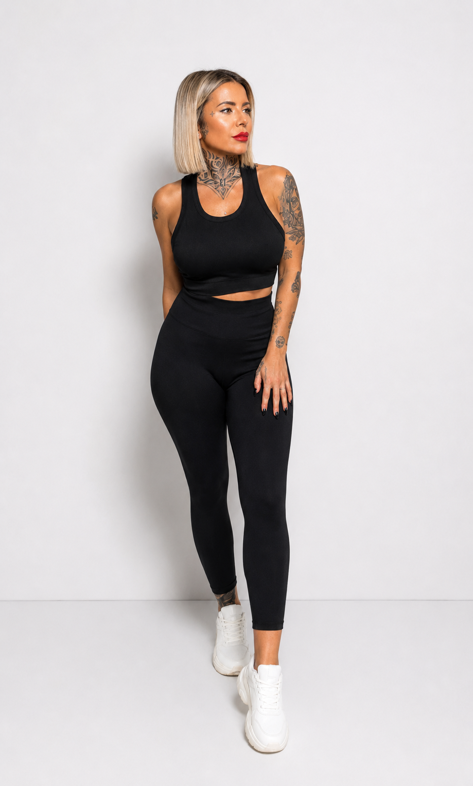 Conjunto Deportivo Canalé con Top y Legging