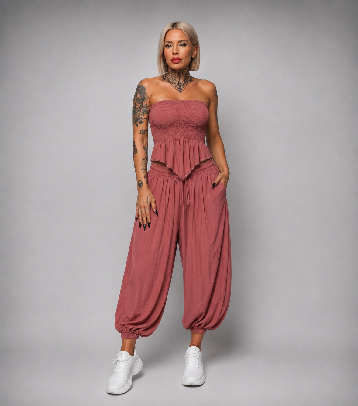 Conjunto Top Bandeau y Pantalón Bombacho