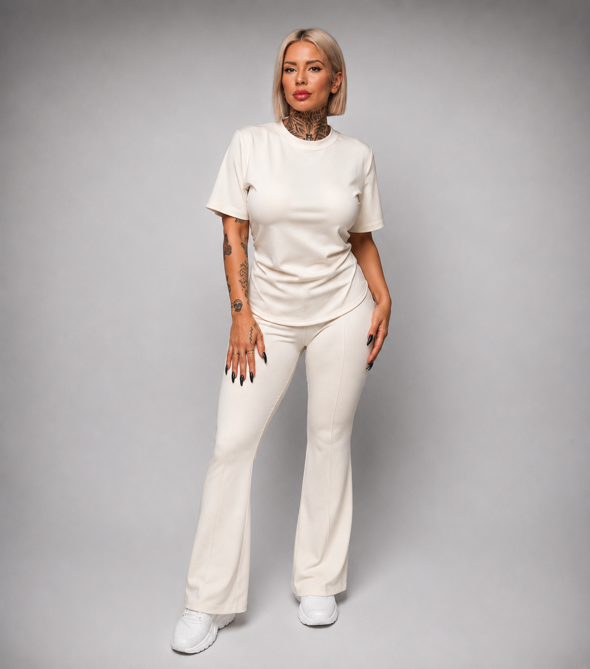 Conjunto Camiseta y Pantalón Campana