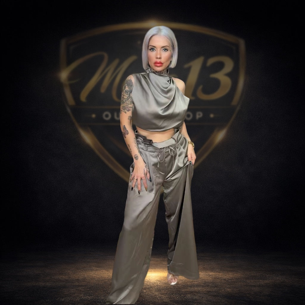 Conjunto Leyla Satinado con Top Asimétrico y Pantalón Fluido