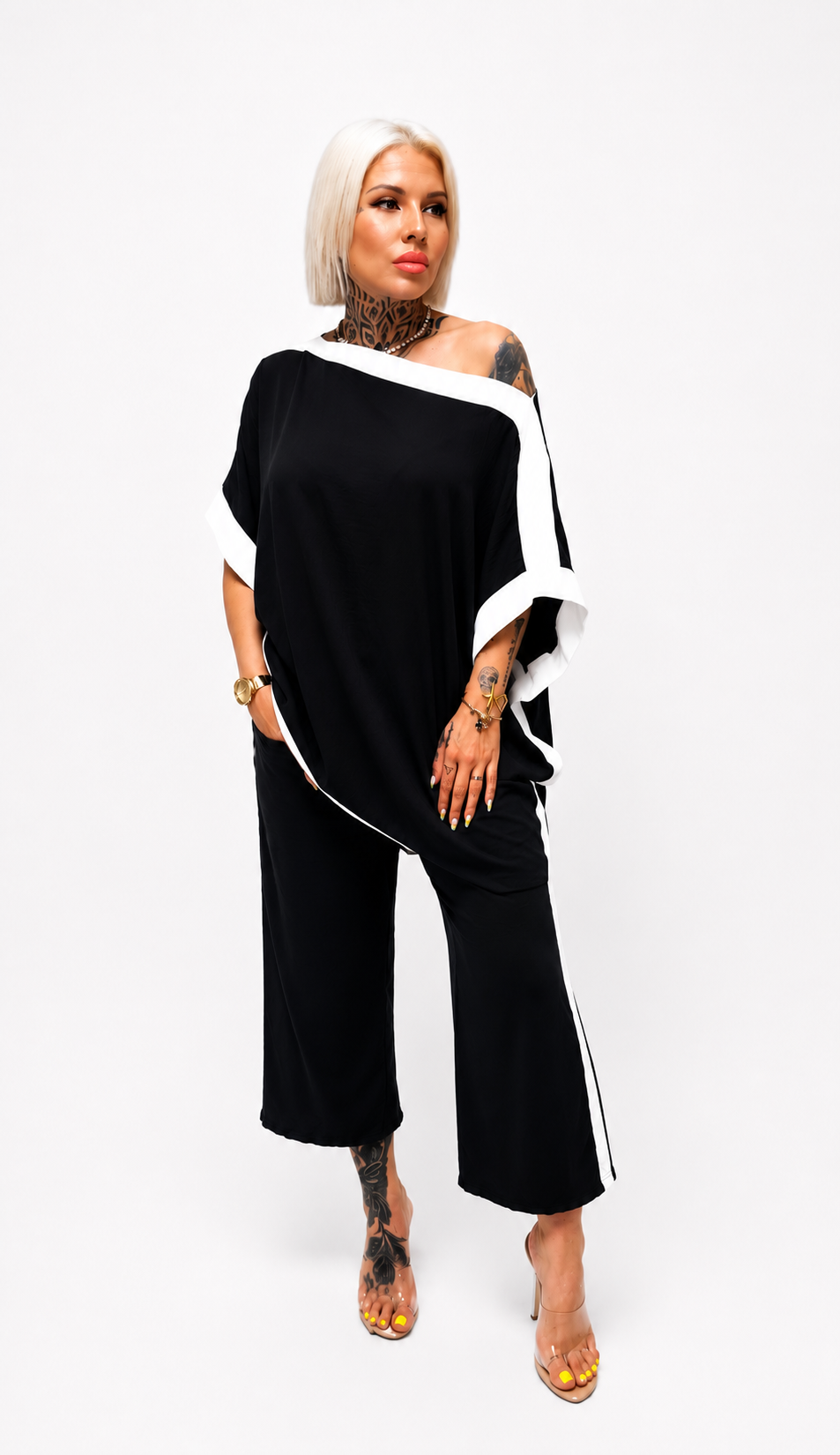 Conjunto Bicolor de Blusa Oversize y Pantalón Recto