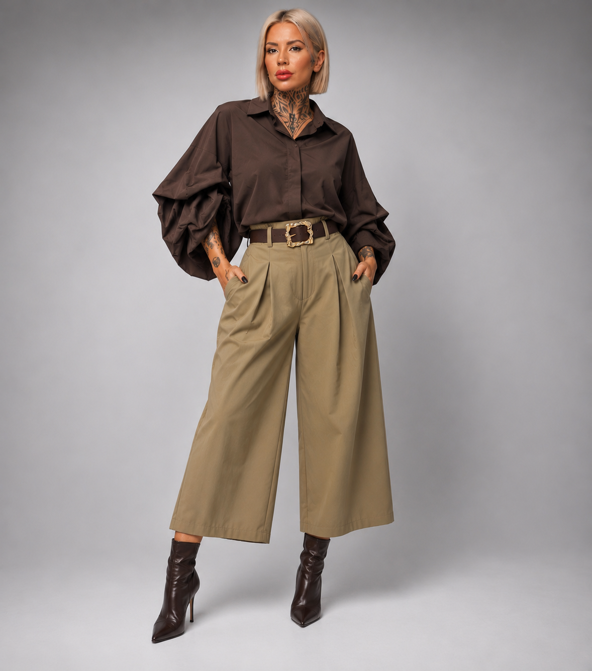 Pantalón tobillero con cinturón