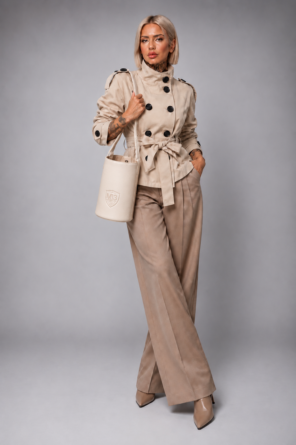 Chaqueta Trench Corta con Cinturón