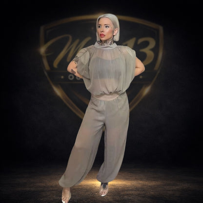 Conjunto elegante de gasa con pantalón globo