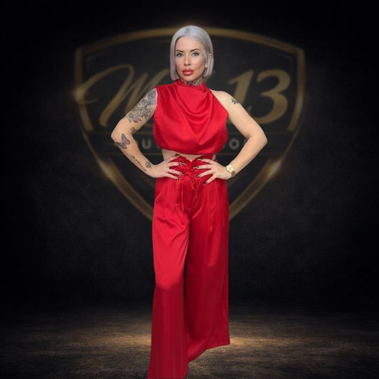 Conjunto Leyla Satinado con Top Asimétrico y Pantalón Fluido